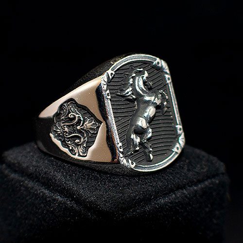 sello plata anillo caballero con imagen de caballo