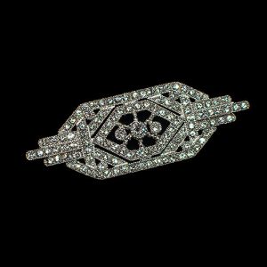 Broche plata de ley estilo placa art decó con circonitas en imitación a joyería de la época de oro blanco y brillantes.